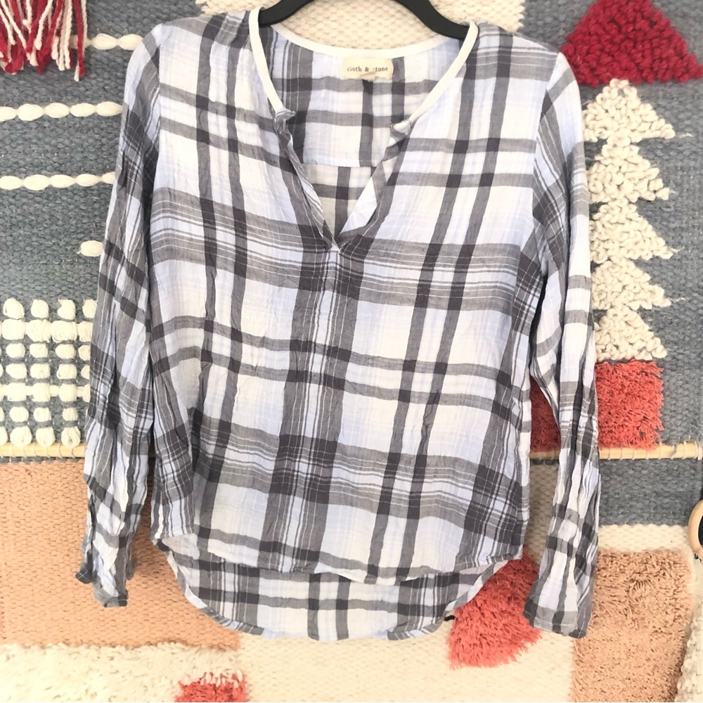 Cloth and stone plaid flannel noise size small